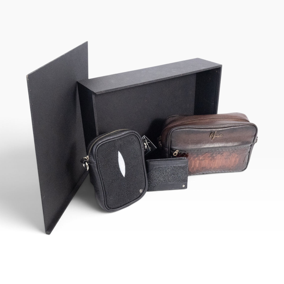BOX de regalo Neceser, Mini Celular y Cartera (Exoticos)
