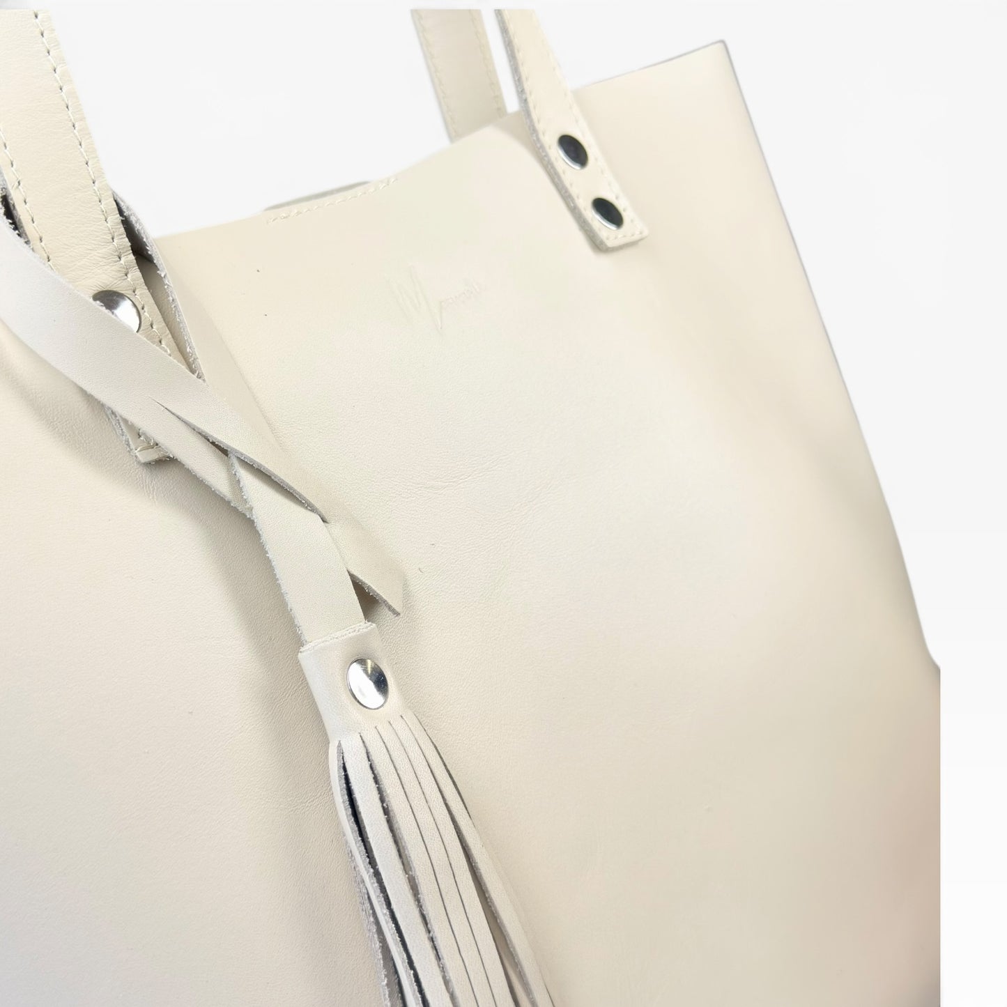 Bolsa Dama Tote 100% Piel Mod. Praga *Perla*