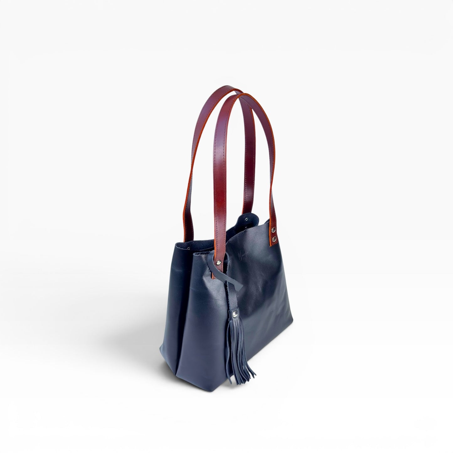Bolso Tote Cuero Praga Plus+ Pull negro Doble Vista + 💄Cosmetiquera 👝 Gratis!!