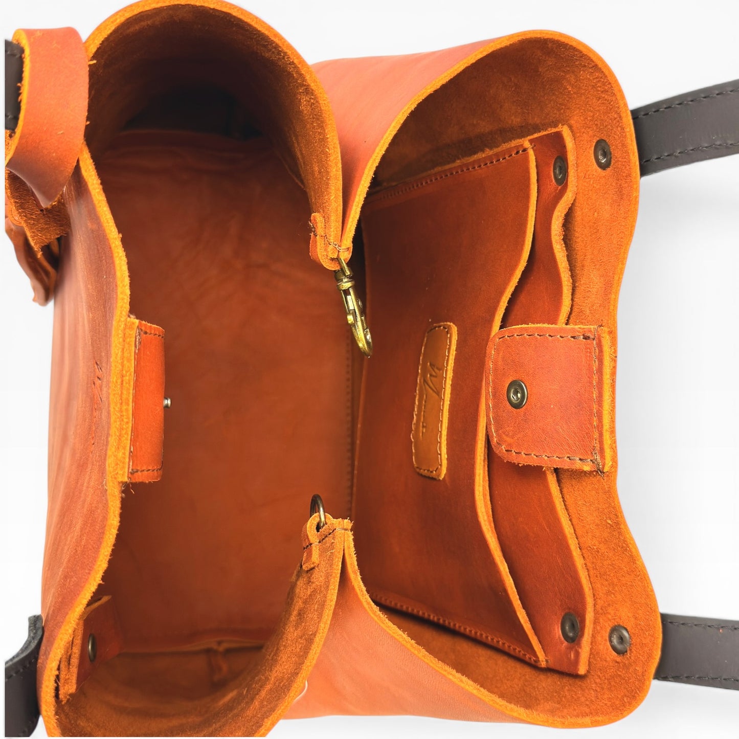 Tote Cuero Praga Plus+ Doble Vista