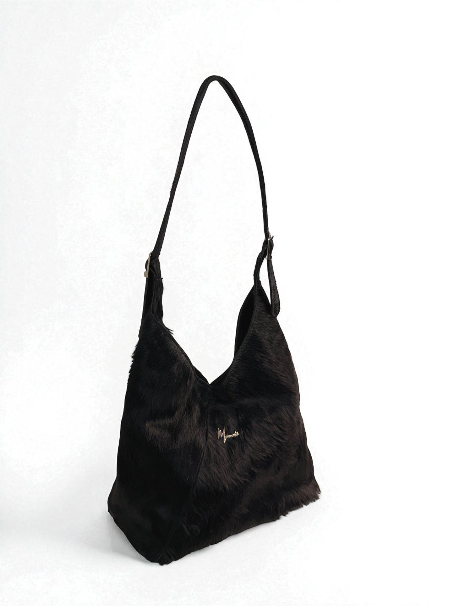 Bolso mod  Nigeria Pelo de Res Negro Asa Ajustable