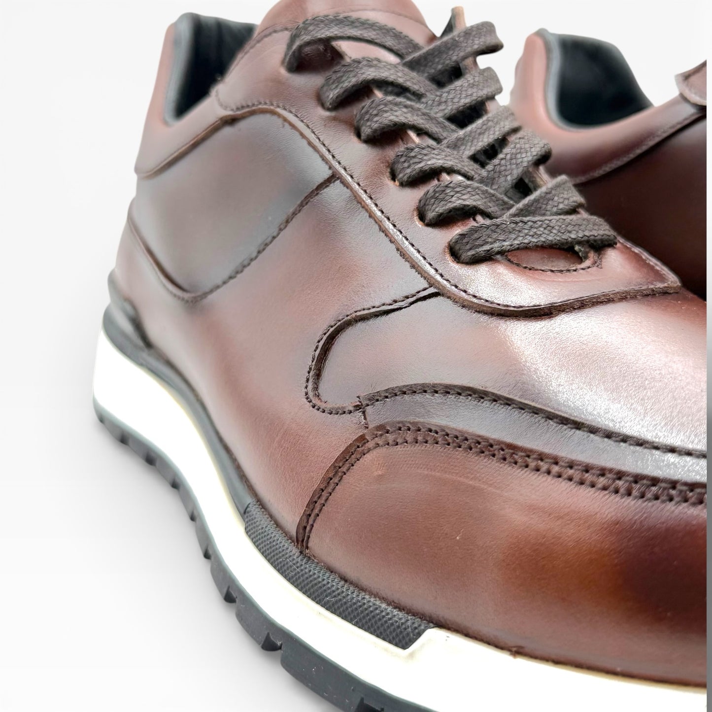 Sneakers casual cuero mod 9100 -Roble