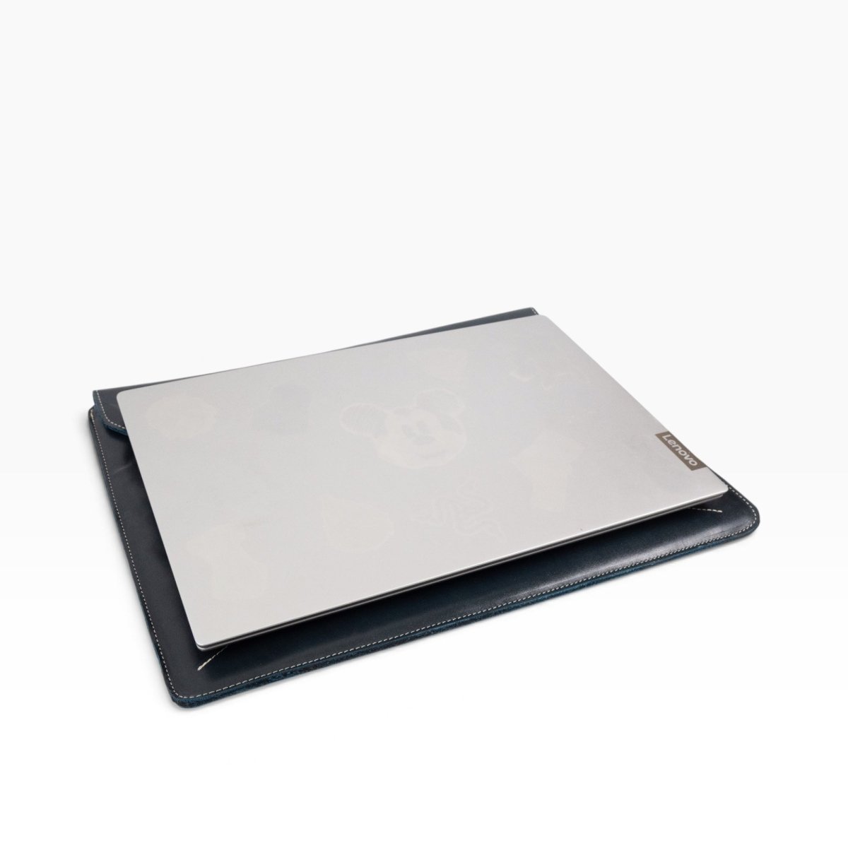 PORTA LAPTOP FIELTRO INTERNO MOD KANSAS Pull Azul - MosvartiPORTA LAPTOP FIELTRO INTERNO MOD KANSAS Pull Azul