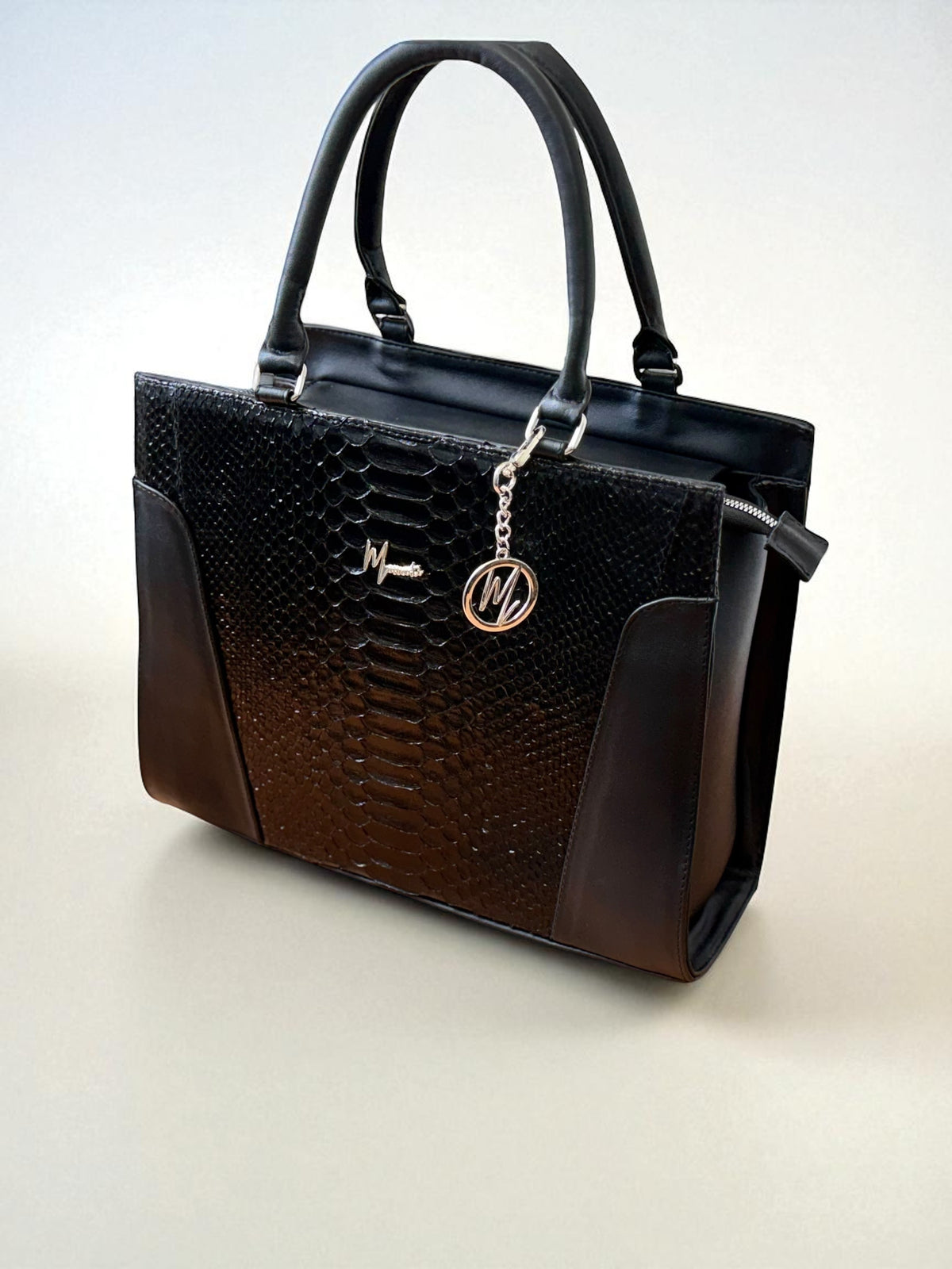 Bolso Amazonas Damá Pitón Genuino (Negro) - mosvartimxBolso Amazonas Damá Pitón Genuino (Negro)
