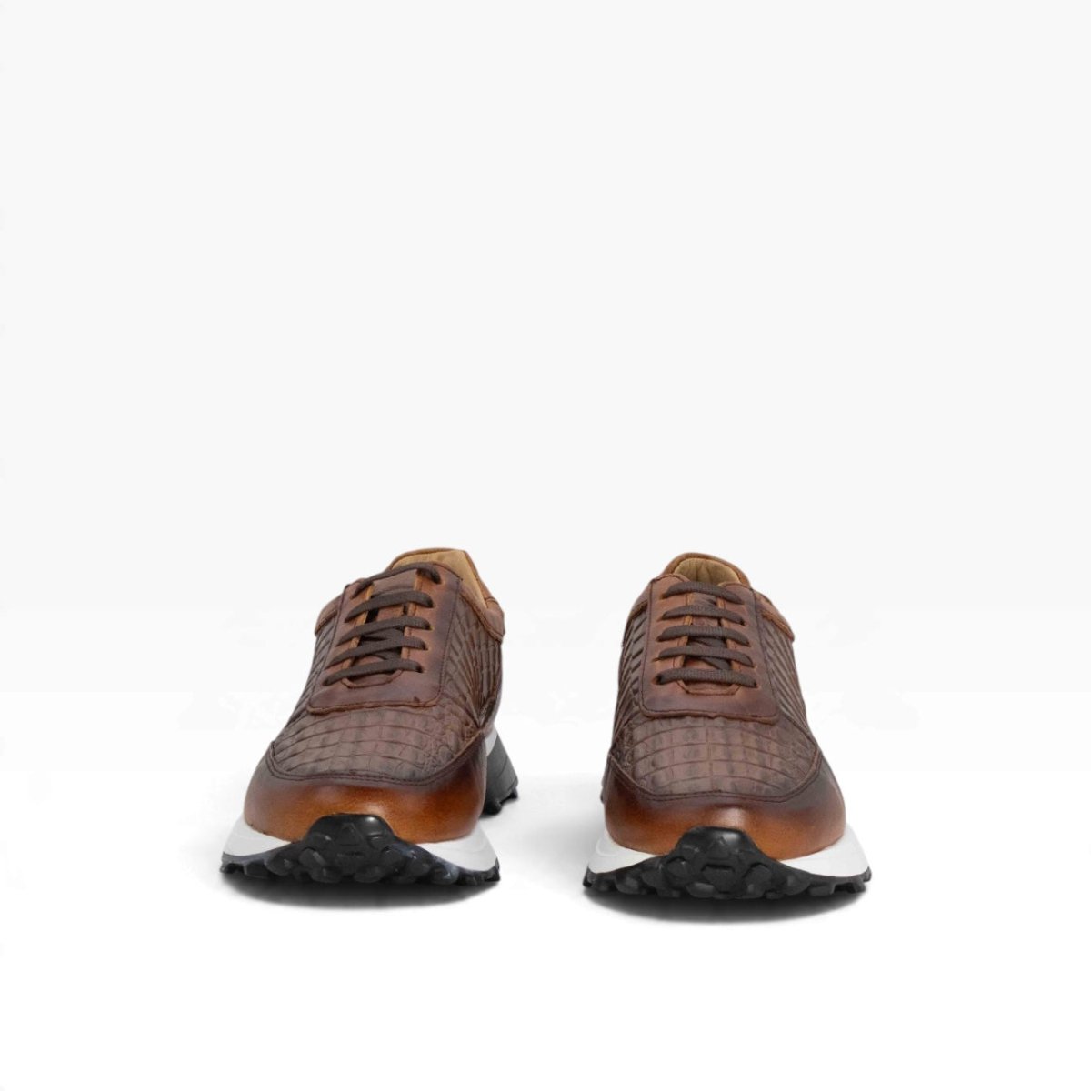 Tenis piel genuina mod 20000 Caoba Pull Up / Grabado de Cocodrilo Shedron* Sombreado* - MosvartiTenis piel genuina mod 20000 Caoba Pull Up / Grabado de Cocodrilo Shedron* Sombreado*