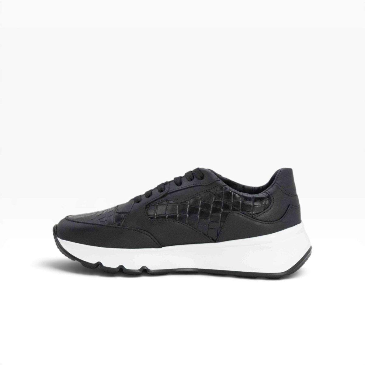 Tenis piel genuina mod 40002 Pull Up Negro / Grabado de Cocodrilo Negro - MosvartiTenis piel genuina mod 40002 Pull Up Negro / Grabado de Cocodrilo Negro