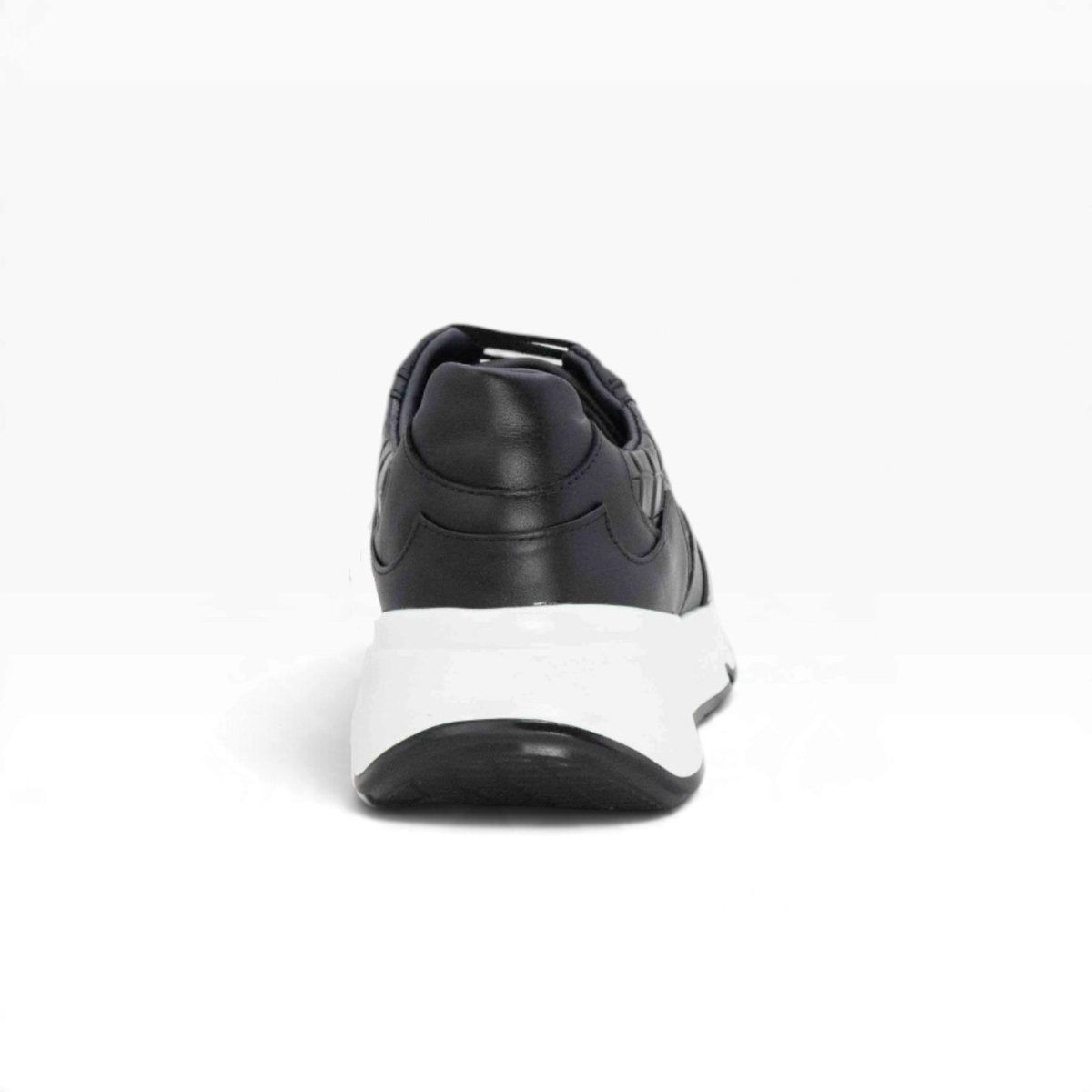Tenis piel genuina mod 40002 Pull Up Negro / Grabado de Cocodrilo Negro - MosvartiTenis piel genuina mod 40002 Pull Up Negro / Grabado de Cocodrilo Negro