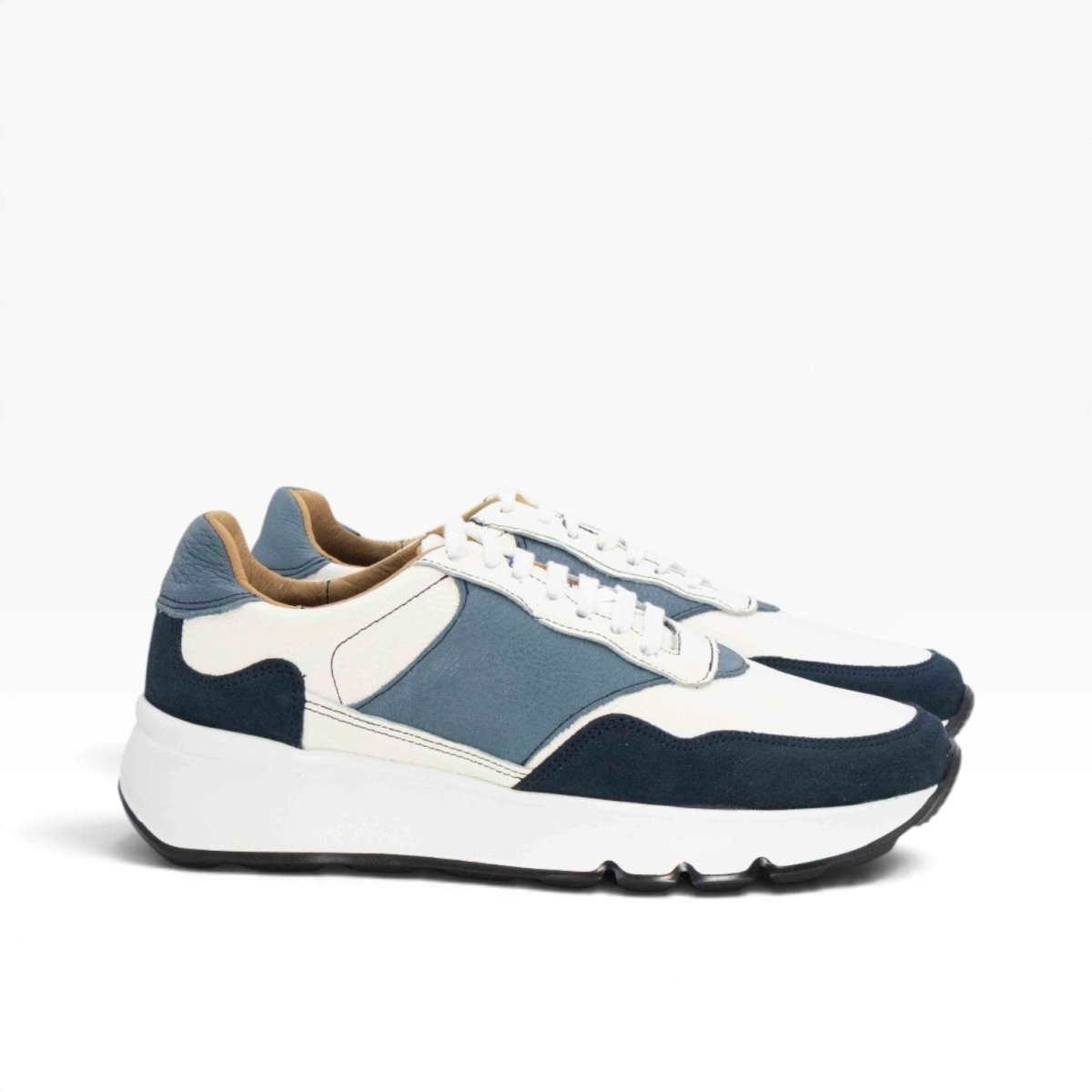 Tenis piel genuina mod 40010 Gamuza Azul / Flother Blanco - MosvartiTenis piel genuina mod 40010 Gamuza Azul / Flother Blanco