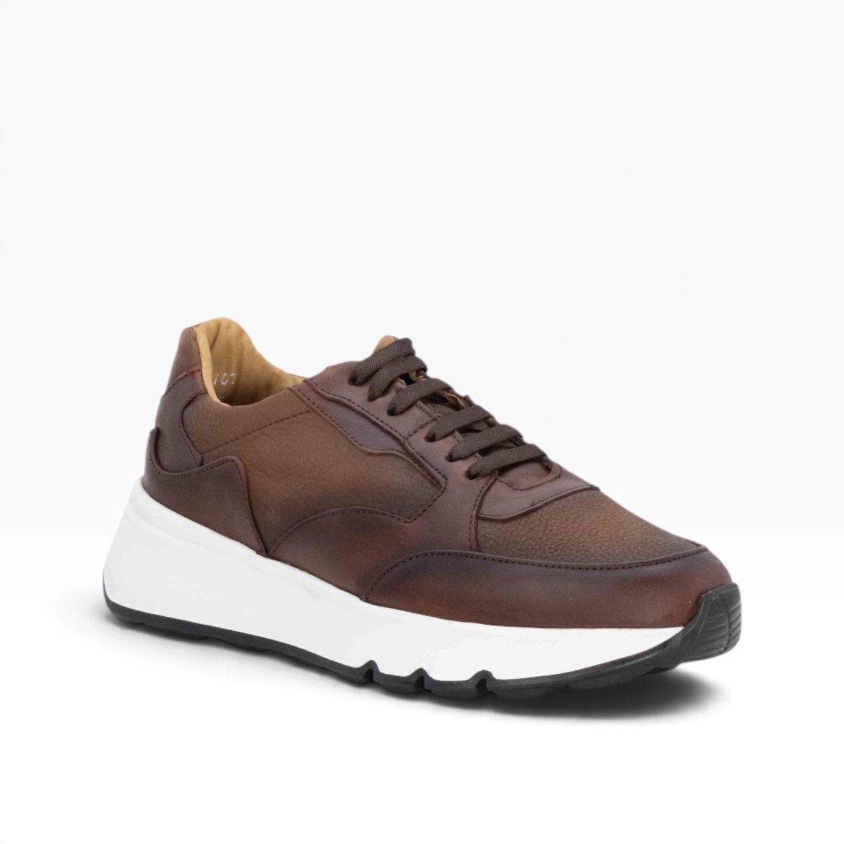 Tenis piel genuina mod 40002 Coñac Crazy Shedron Sombreado - MosvartiTenis piel genuina mod 40002 Coñac Crazy Shedron Sombreado