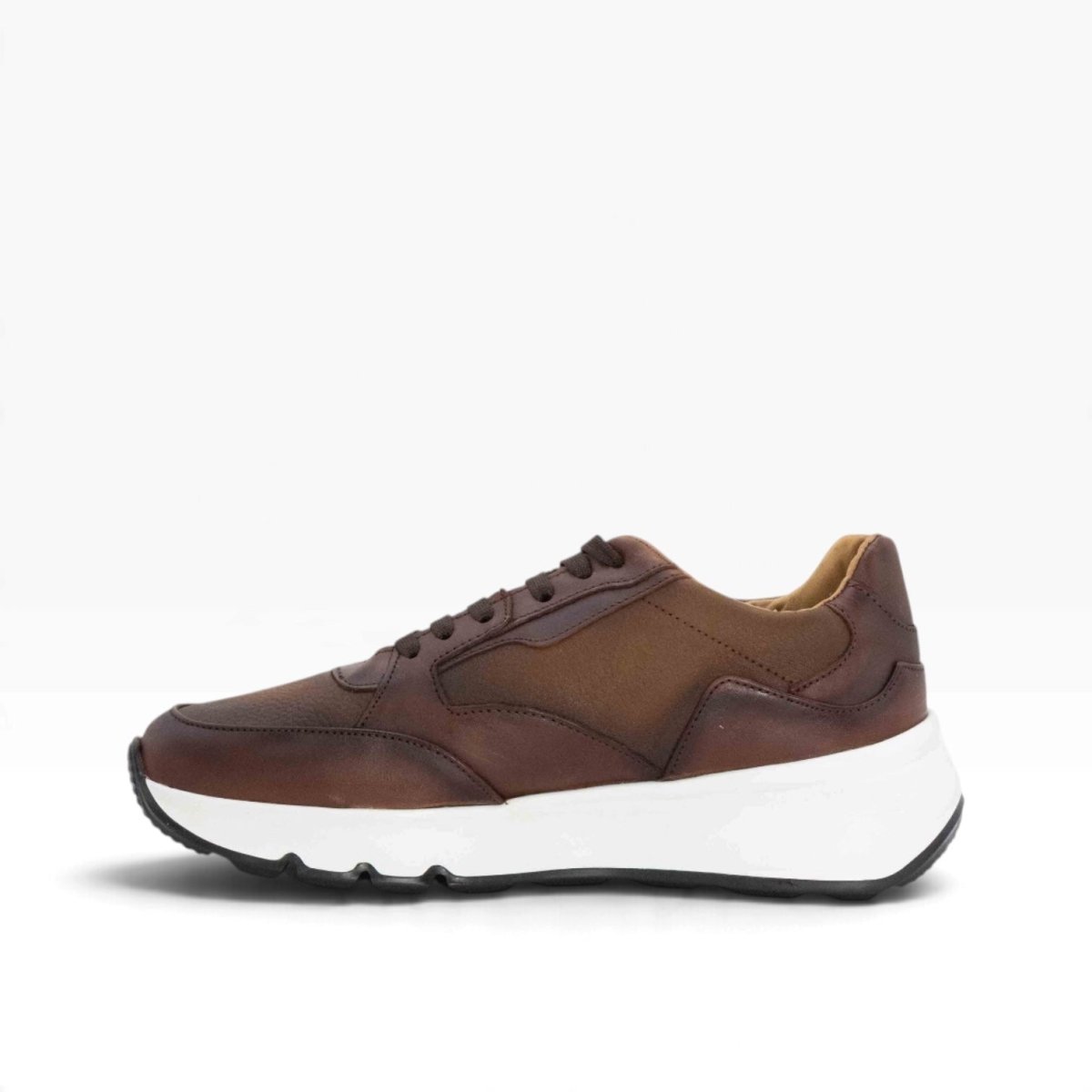 Tenis piel genuina mod 40002 Coñac Crazy Shedron Sombreado - MosvartiTenis piel genuina mod 40002 Coñac Crazy Shedron Sombreado