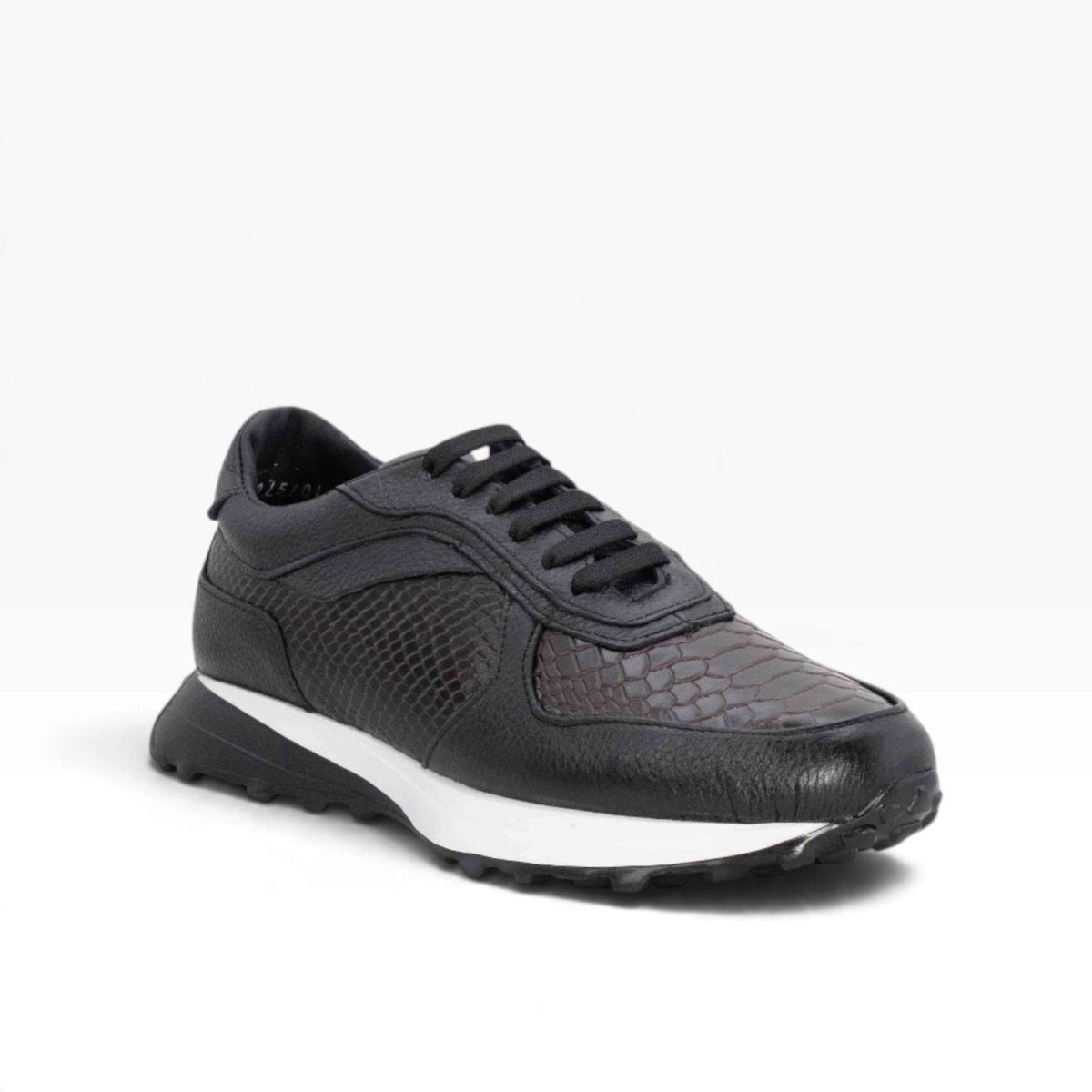 Tenis piel genuina mod 20015 Negro venado / Camaleon Cherry Grabado de Piton - MosvartiTenis piel genuina mod 20015 Negro venado / Camaleon Cherry Grabado de Piton