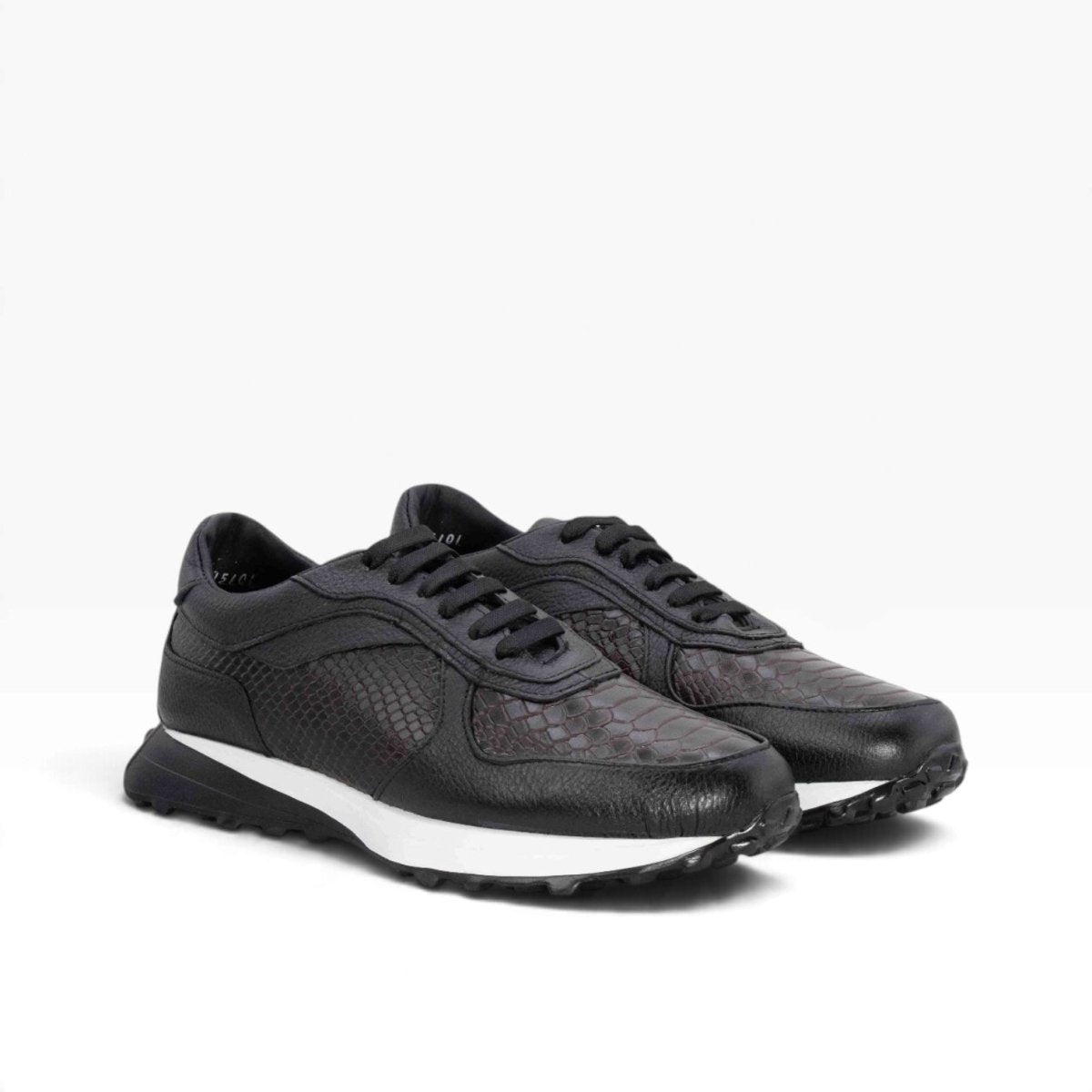Tenis piel genuina mod 20015 Negro venado / Camaleon Cherry Grabado de Piton - MosvartiTenis piel genuina mod 20015 Negro venado / Camaleon Cherry Grabado de Piton