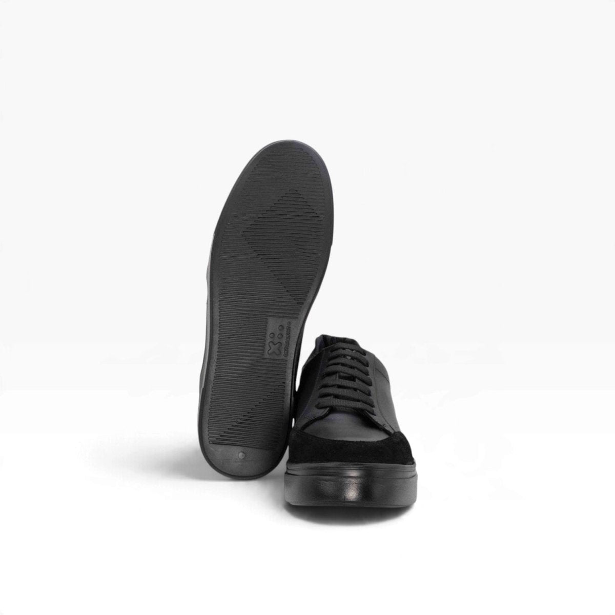Tenis piel genuina mod 16000 Pull Up Negro / Gamuza Negro - MosvartiTenis piel genuina mod 16000 Pull Up Negro / Gamuza Negro