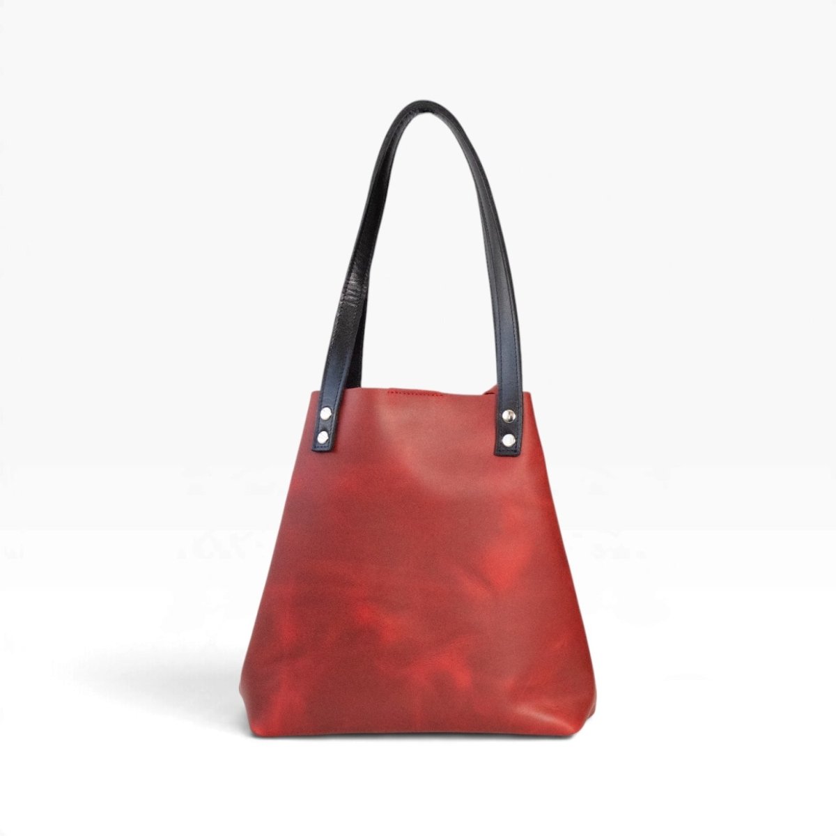 Bolsa Dama Tote 100% Piel Mod. Praga+plus Con Cosmetiquera cosmopolitan (Crazy Rojo) - MosvartiBolsa Dama Tote 100% Piel Mod. Praga+plus Con Cosmetiquera cosmopolitan (Crazy Rojo)