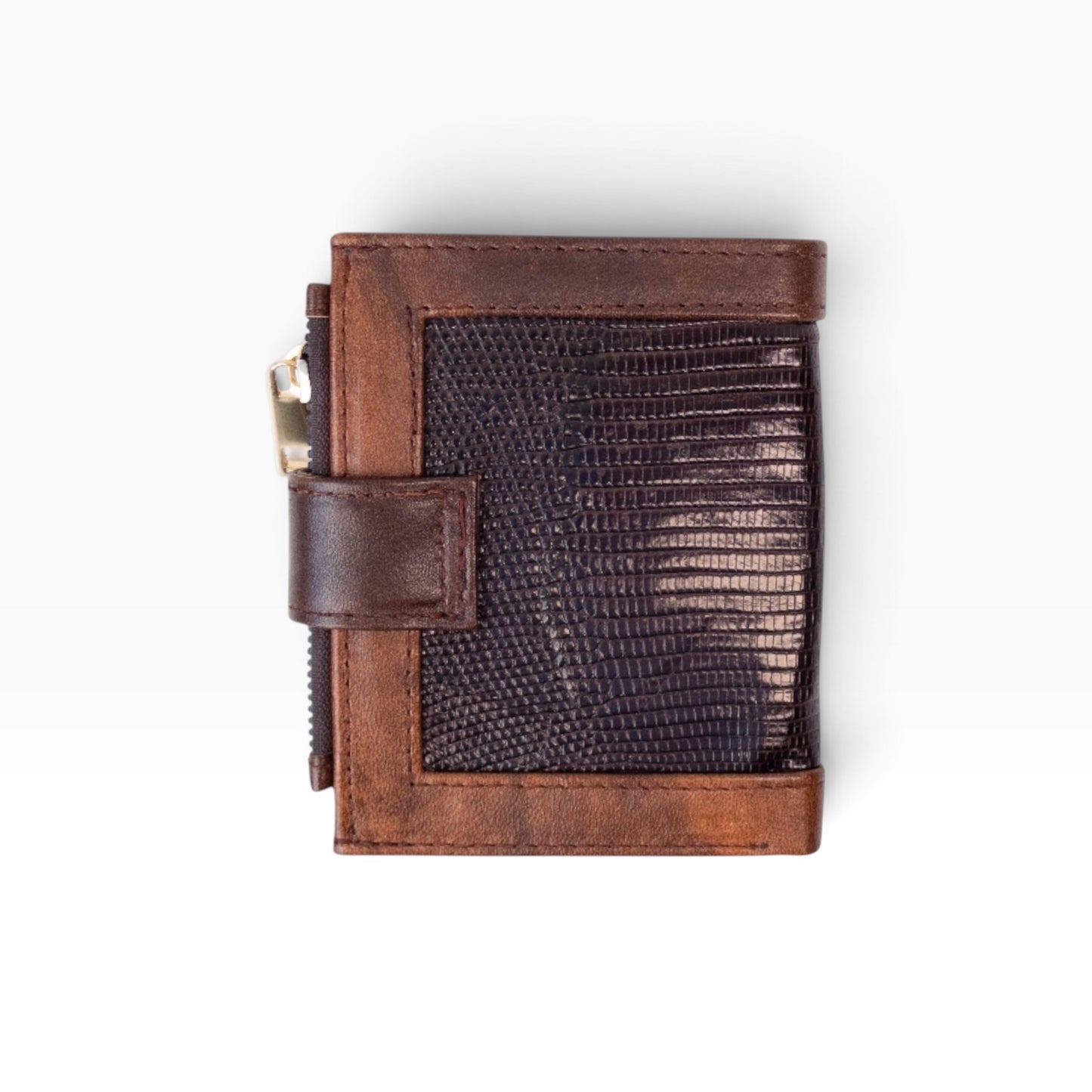 Cartera mosvartimx modelo Bolivia para dama en piel bovina café con detalle de textura exótica y broche de seguridad