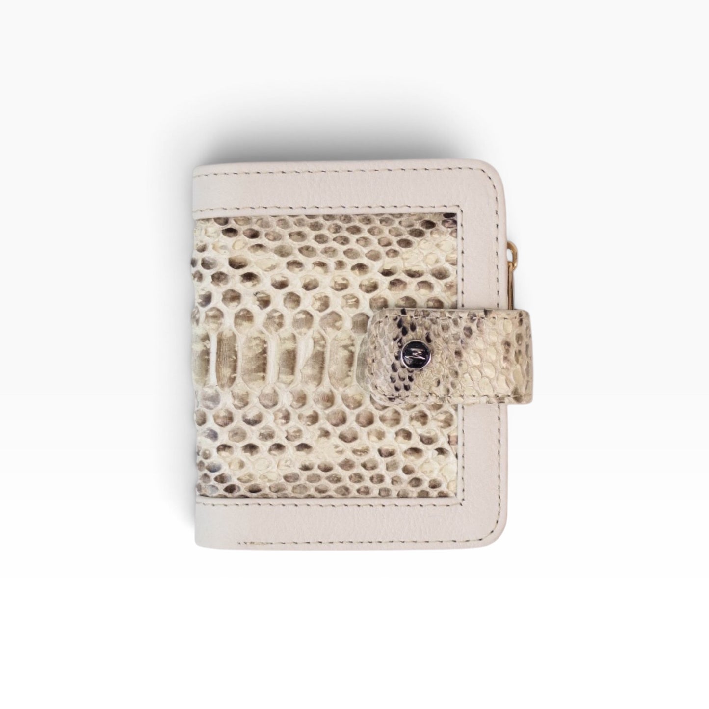 Cartera mosvartimx modelo Bolivia en piel blanca con detalle de pitón bitono y cierre de broche tipo lengua.