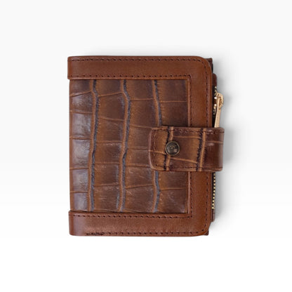 Cartera para dama mosvartimx modelo Bolivia en piel bovina color café con grabado tipo cocodrilo y broche de seguridad.