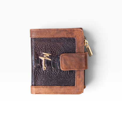 Cartera mosvartimx modelo Bolivia de piel bovina y avestruz con cierre y broche, diseño elegante en tonos café.
