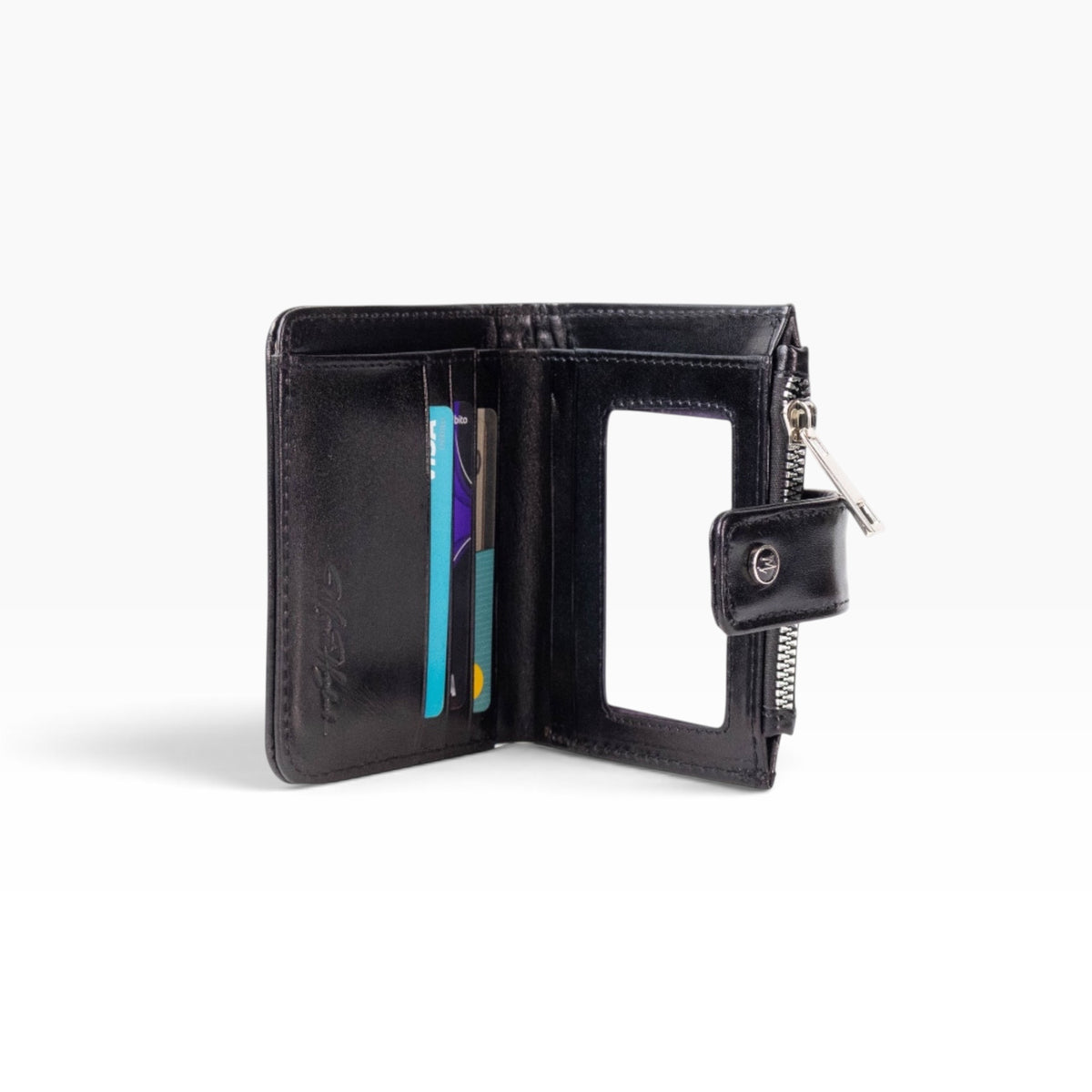 Cartera mosvartimx modelo Bolivia de piel bovina negra con tarjetero, ventana para identificación y cierre de broche.