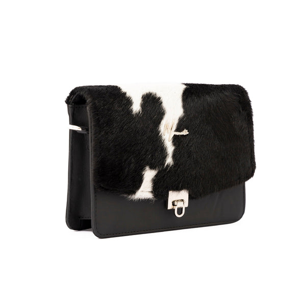 Bolso estilo Cross body Mod Marruecos (Frente pelo Negro/Blanco )